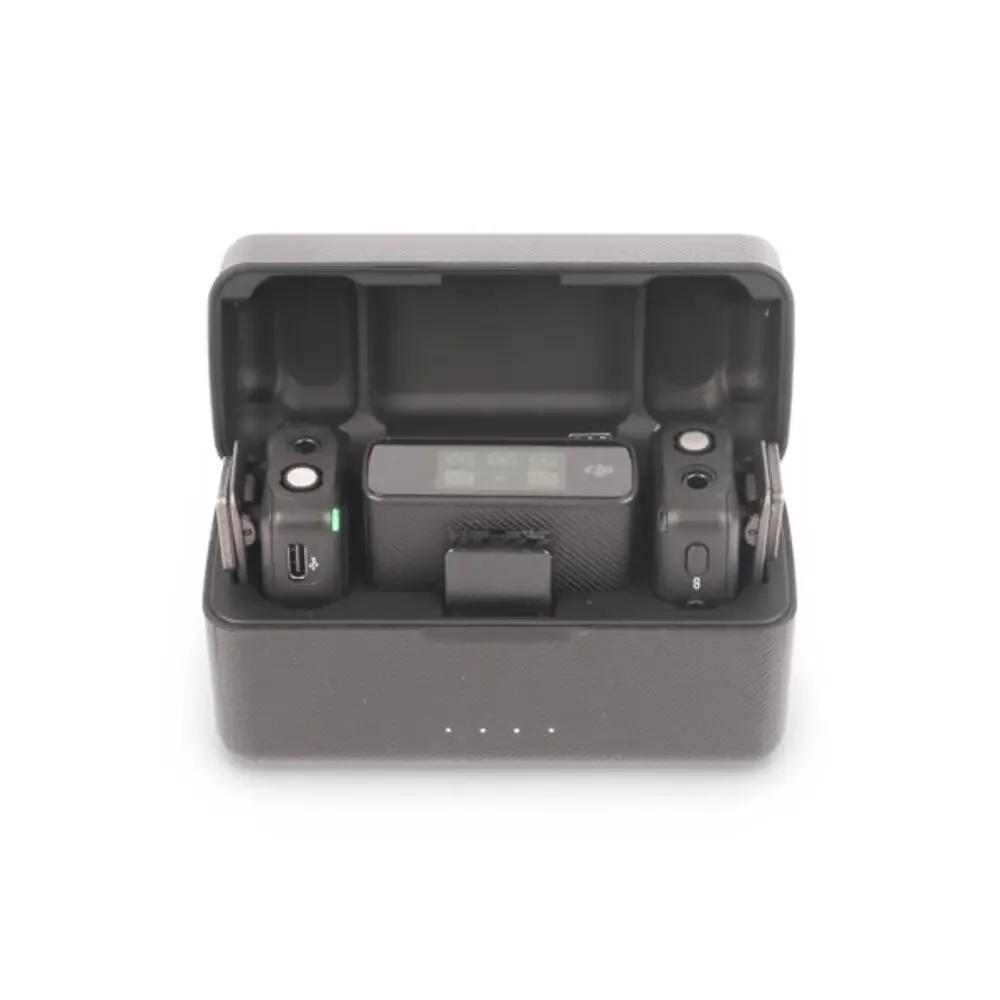 DJI Mic (2 TX + 1 RX + Charging Case), Wireless Lavalier Microphone